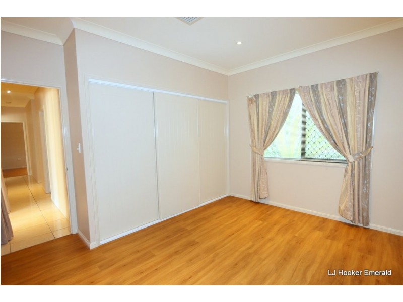 17-19 Dodd Drive, Emerald QLD 4720
