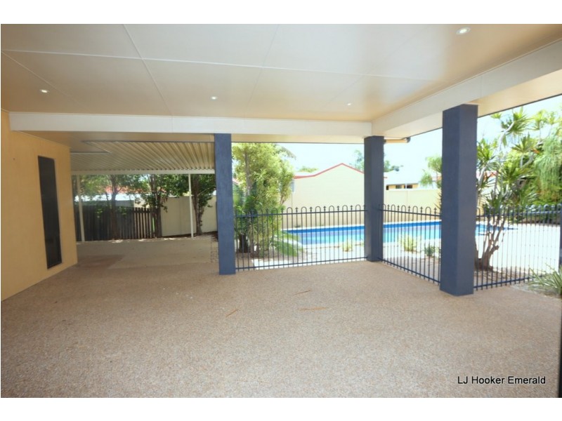 17-19 Dodd Drive, Emerald QLD 4720