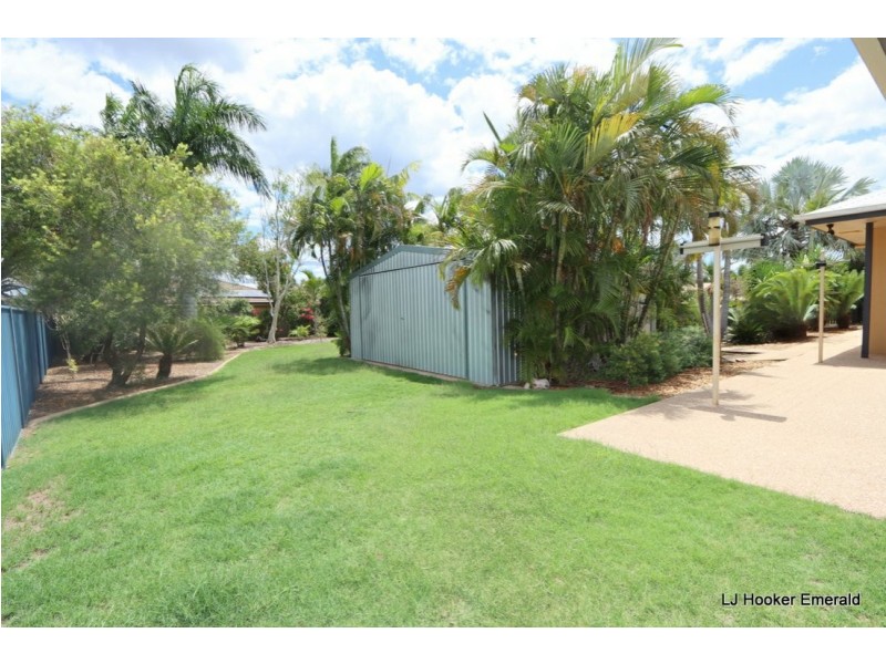 17-19 Dodd Drive, Emerald QLD 4720