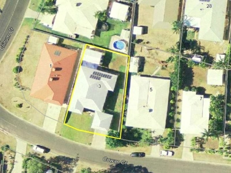 3 Cowan Crescent, Emerald QLD 4720