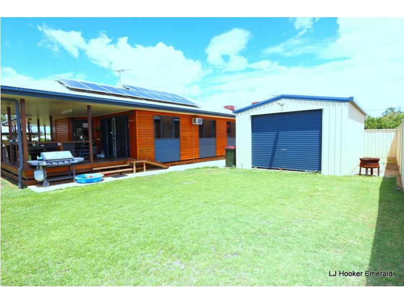 3 Cowan Crescent, Emerald QLD 4720