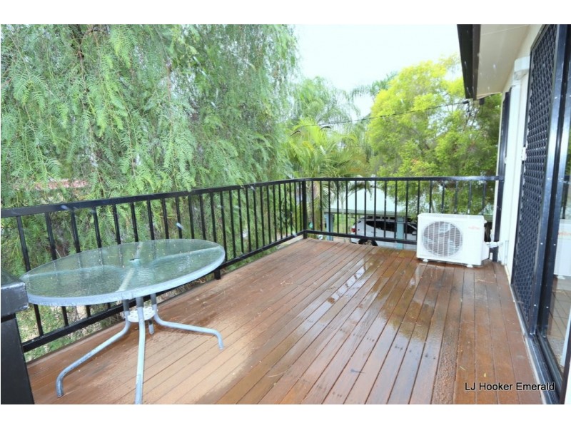 105 Harris Street, Emerald QLD 4720