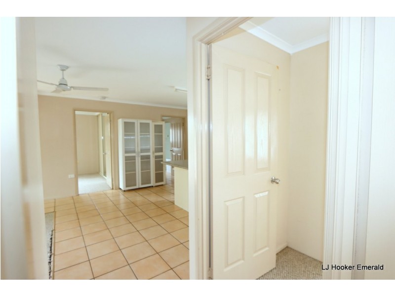 105 Harris Street, Emerald QLD 4720