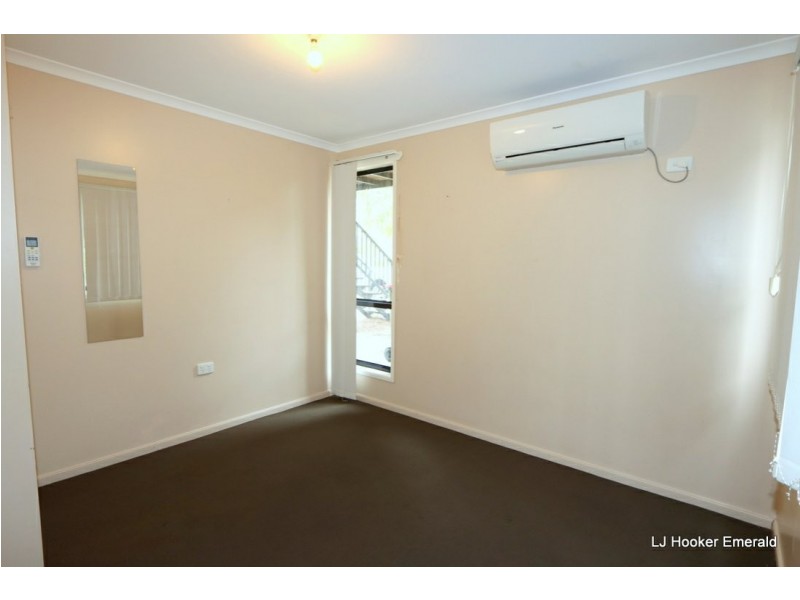 105 Harris Street, Emerald QLD 4720