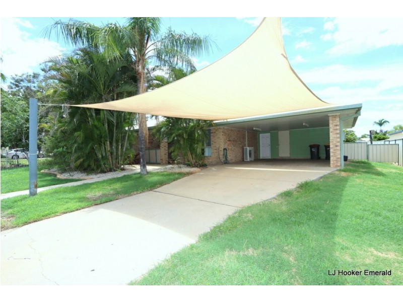 36 Crinum Crescent, Emerald QLD 4720