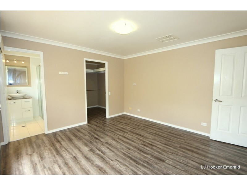 36 Crinum Crescent, Emerald QLD 4720