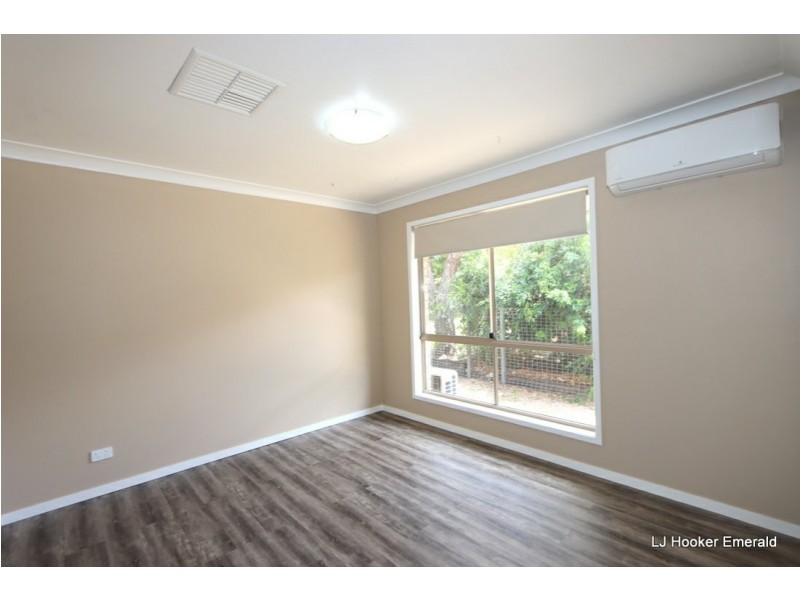 36 Crinum Crescent, Emerald QLD 4720