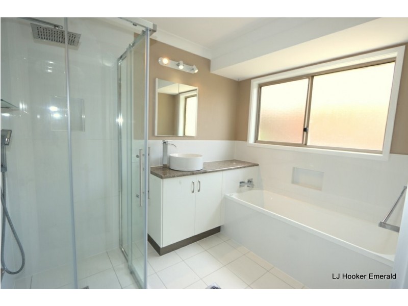 36 Crinum Crescent, Emerald QLD 4720