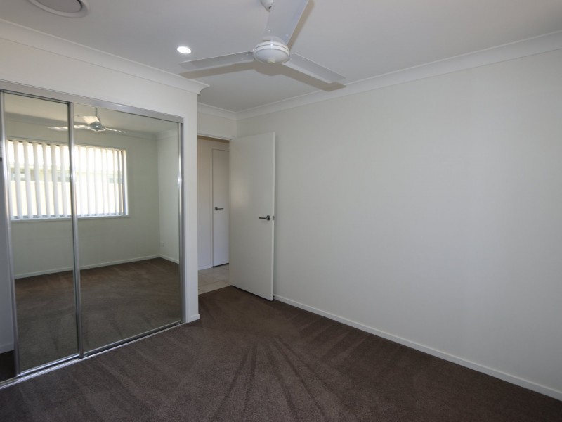 50 Canterbury Road, Emerald QLD 4720