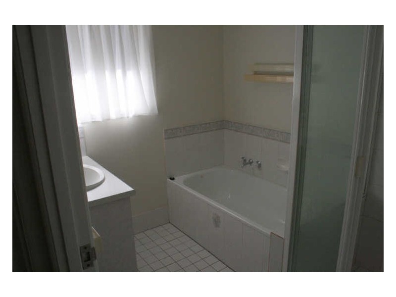 78 Gray Street, Emerald QLD 4720