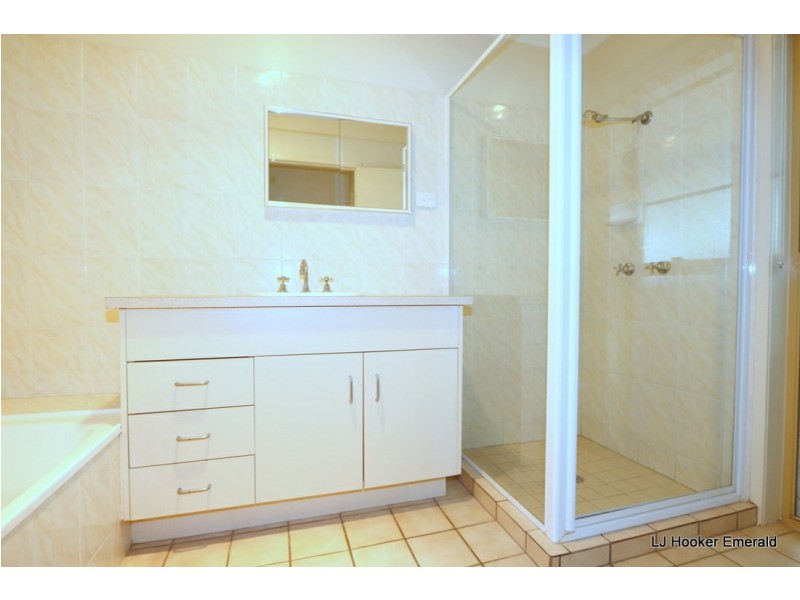 36 Bridgeman Street,, Emerald QLD 4720