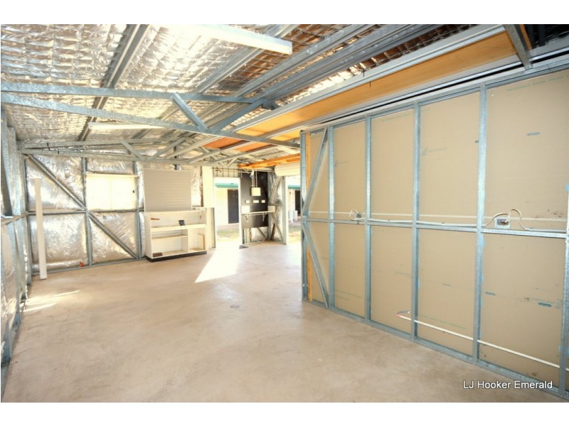 4 Green Grove, Emerald QLD 4720