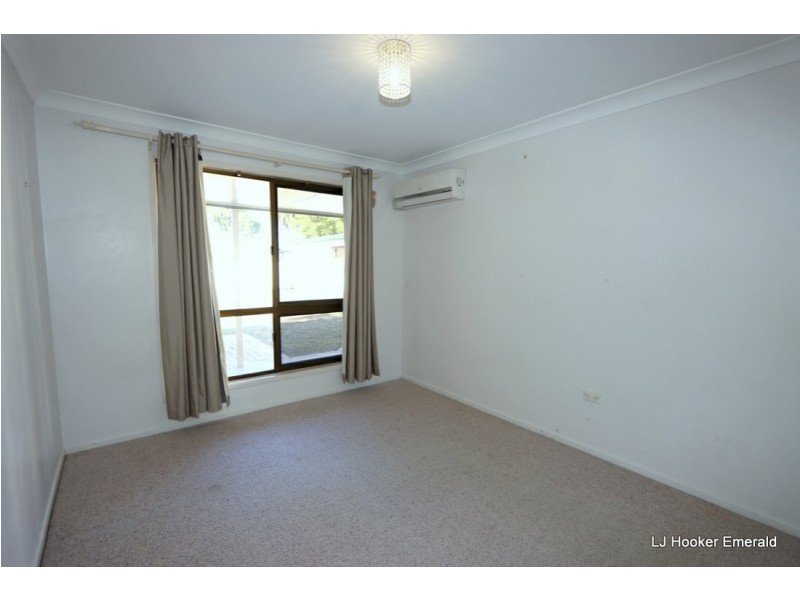 4 Green Grove, Emerald QLD 4720