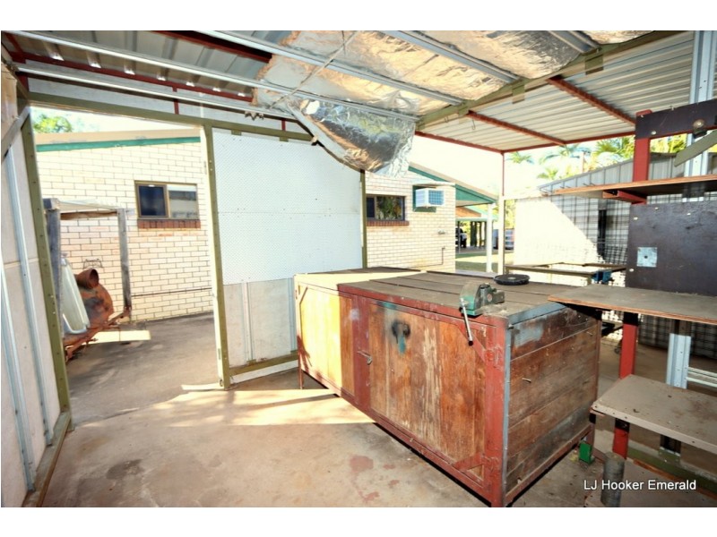 4 Green Grove, Emerald QLD 4720