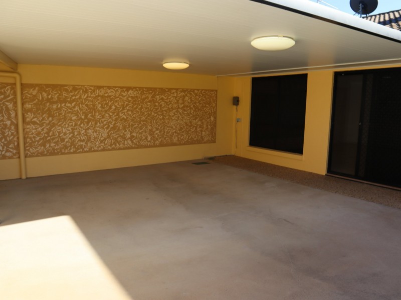 1/19 Louisa Court, Emerald QLD 4720