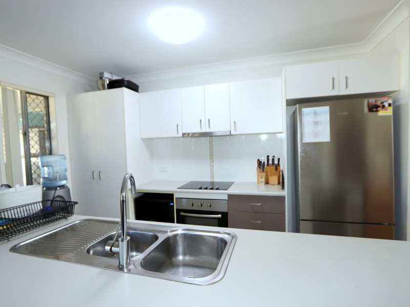 14 Lakeside Drive, Emerald QLD 4720