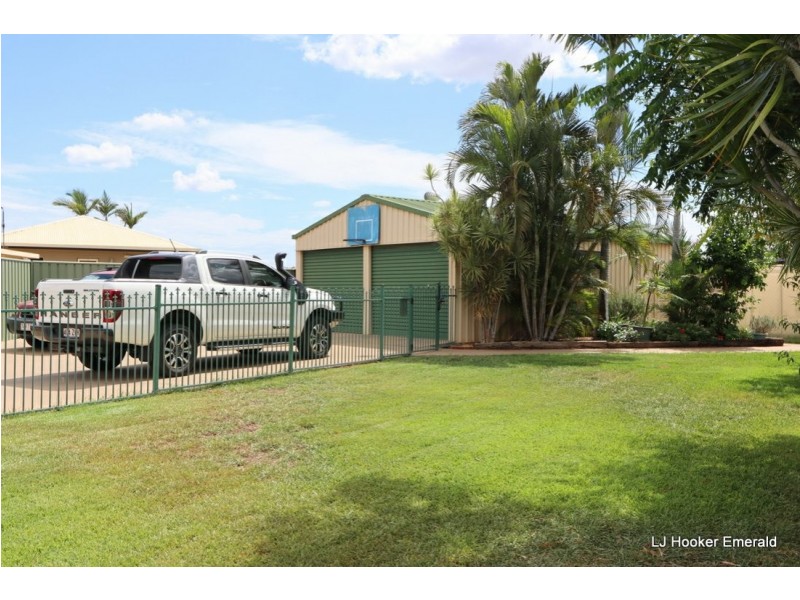 4 Stolz Place, Emerald QLD 4720