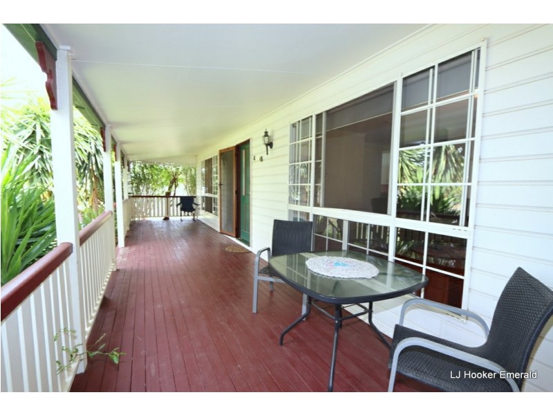 4 Stolz Place, Emerald QLD 4720