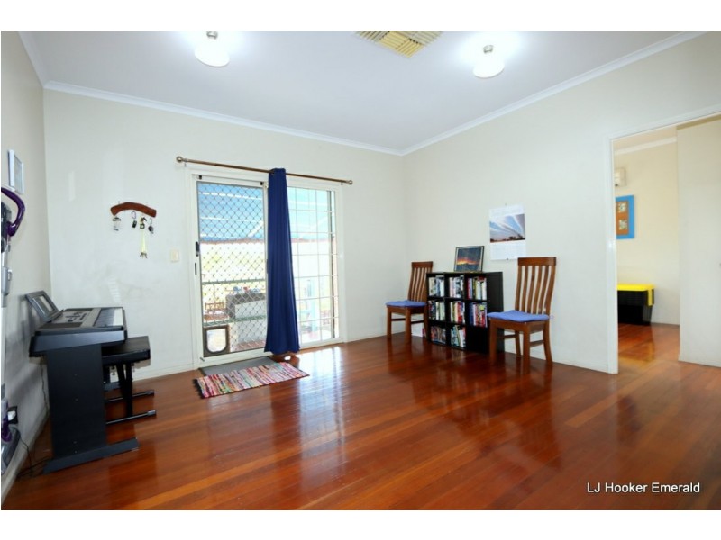 4 Stolz Place, Emerald QLD 4720