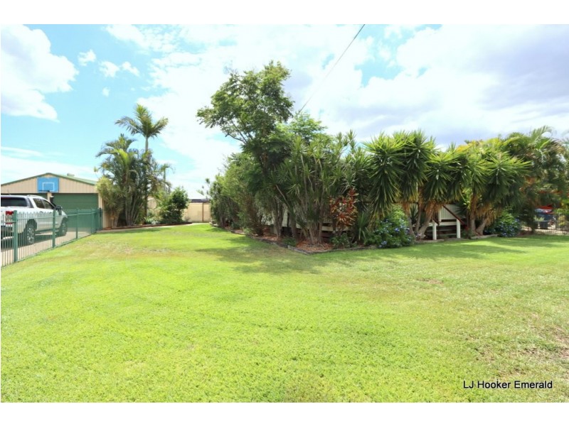 4 Stolz Place, Emerald QLD 4720