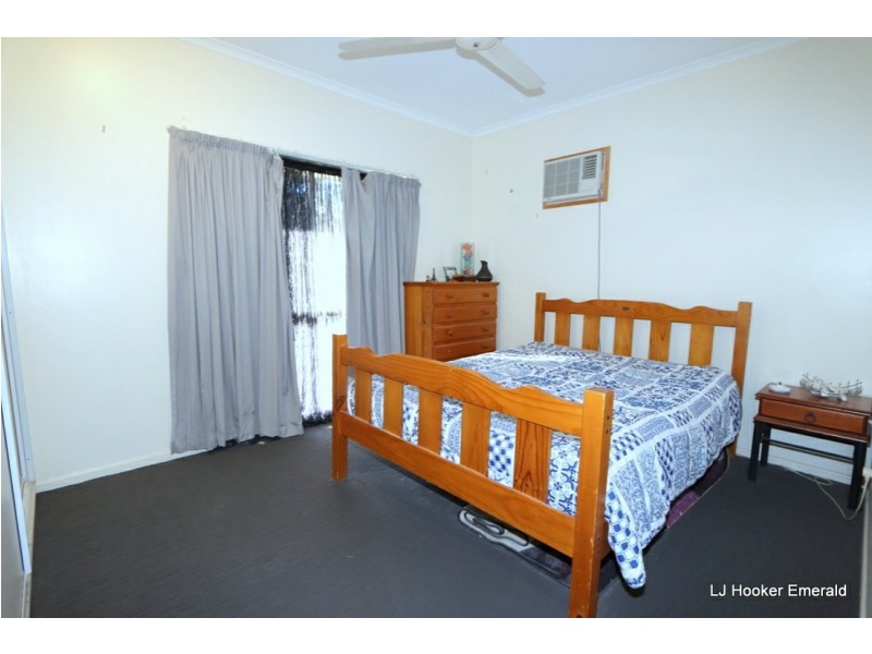 2 Gila Place, Emerald QLD 4720