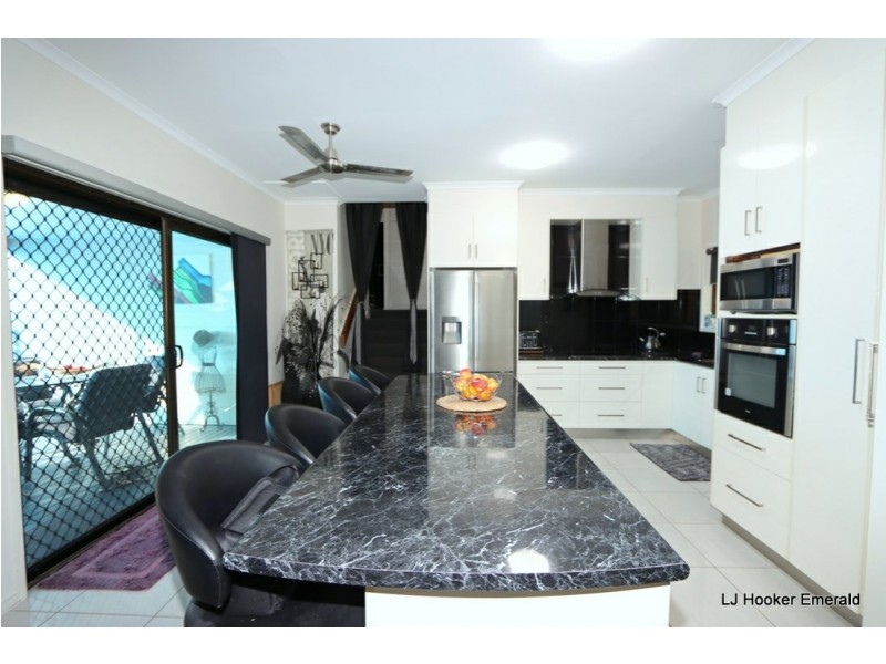 2 Gila Place, Emerald QLD 4720