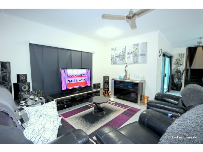 2 Gila Place, Emerald QLD 4720