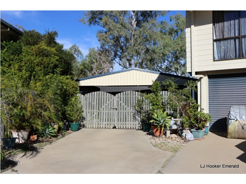 2 Gila Place, Emerald QLD 4720