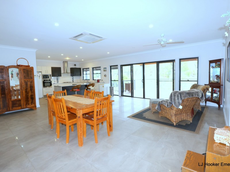 3 Margaret Place, Emerald QLD 4720