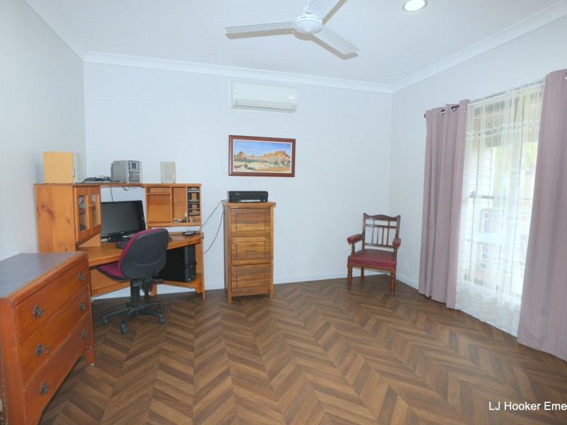 3 Margaret Place, Emerald QLD 4720