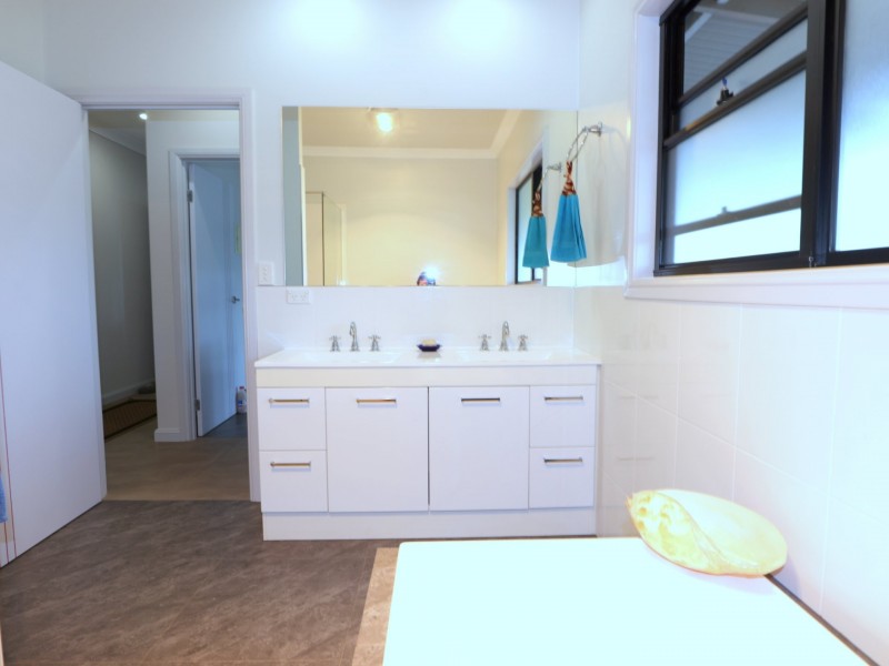 3 Margaret Place, Emerald QLD 4720