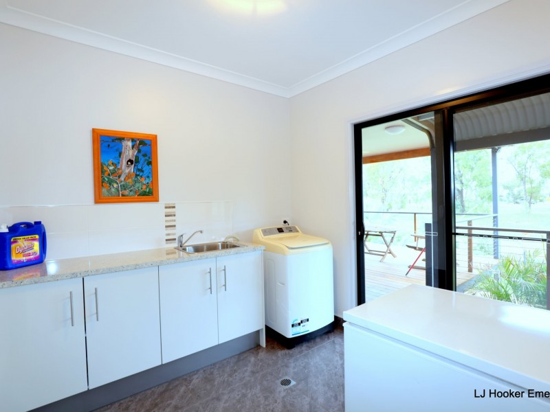 3 Margaret Place, Emerald QLD 4720