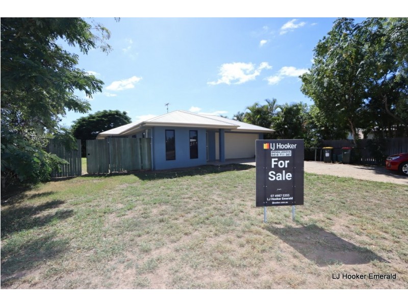 64 Long Street, Emerald QLD 4720