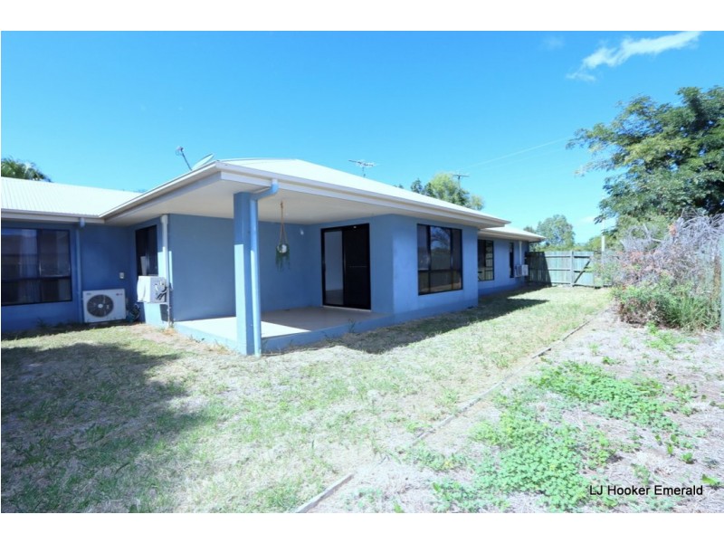 64 Long Street, Emerald QLD 4720