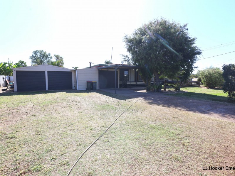 169 Opal Street, Emerald QLD 4720