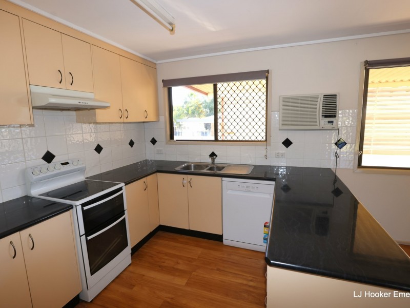 169 Opal Street, Emerald QLD 4720