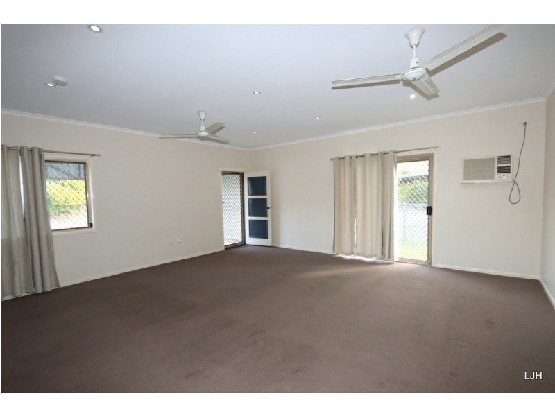 25 Cardinal Drive, Emerald QLD 4720