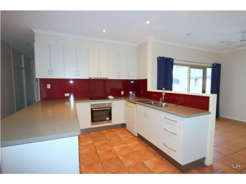 25 Cardinal Drive, Emerald QLD 4720