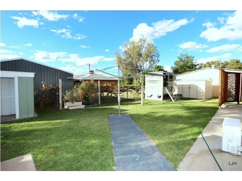 25 Cardinal Drive, Emerald QLD 4720