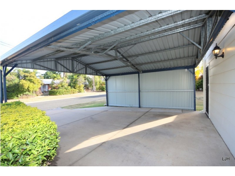 25 Cardinal Drive, Emerald QLD 4720