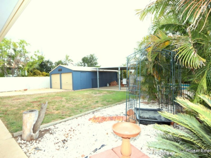 11 Rogers Street, Emerald QLD 4720