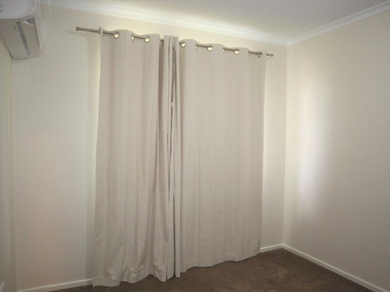 38 Barry Street, Emerald QLD 4720