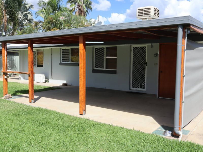 38 Barry Street, Emerald QLD 4720