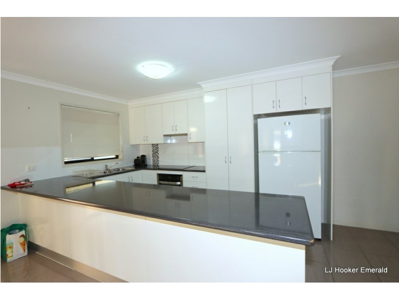 16 Berthun Street, Emerald QLD 4720