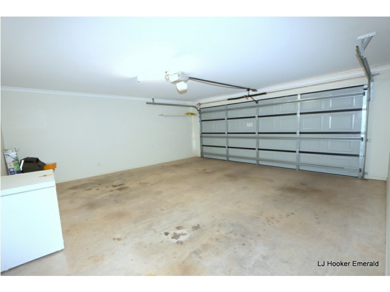 16 Berthun Street, Emerald QLD 4720