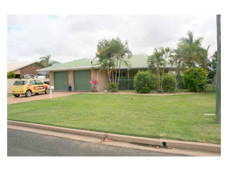 44 Barry Street, Emerald QLD 4720