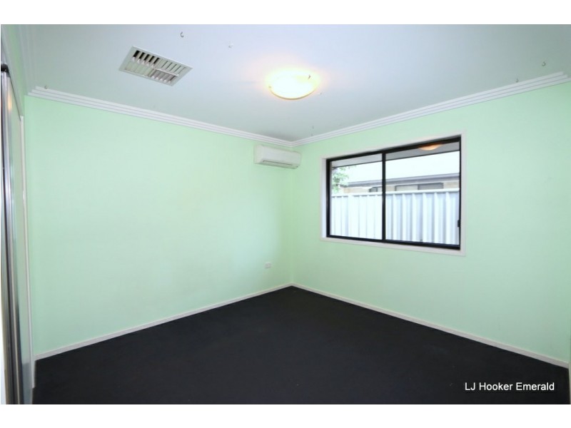 13 Charlton Street, Emerald QLD 4720