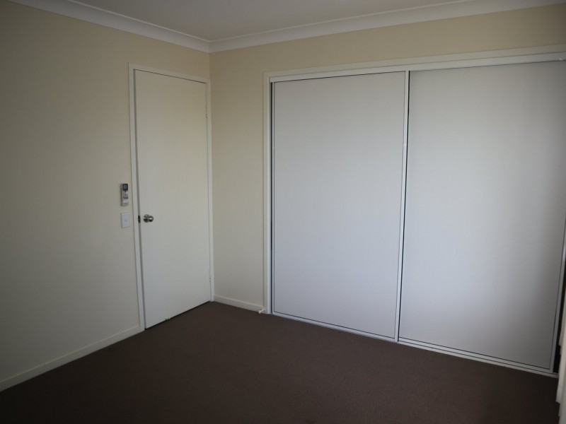 3 Spring Grove, Emerald QLD 4720