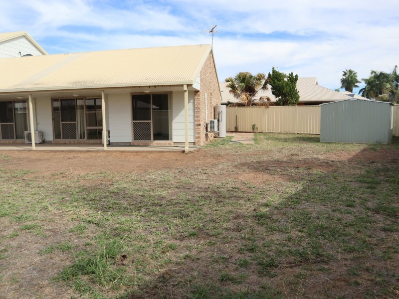 3 Spring Grove, Emerald QLD 4720