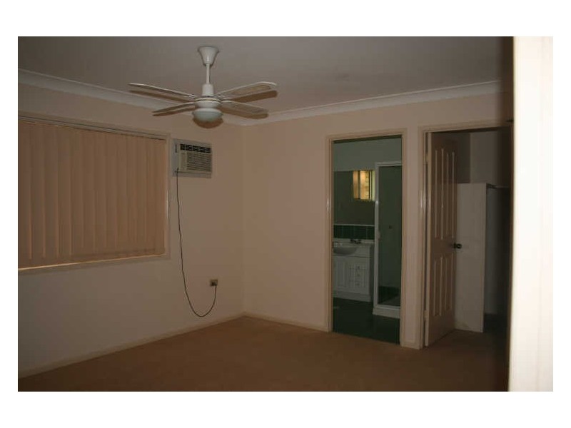 6 Staunton Street, Emerald QLD 4720